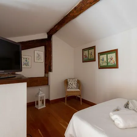 Paglia Tre Apartman Bologna